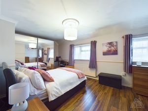 Photo 11- click for photo gallery